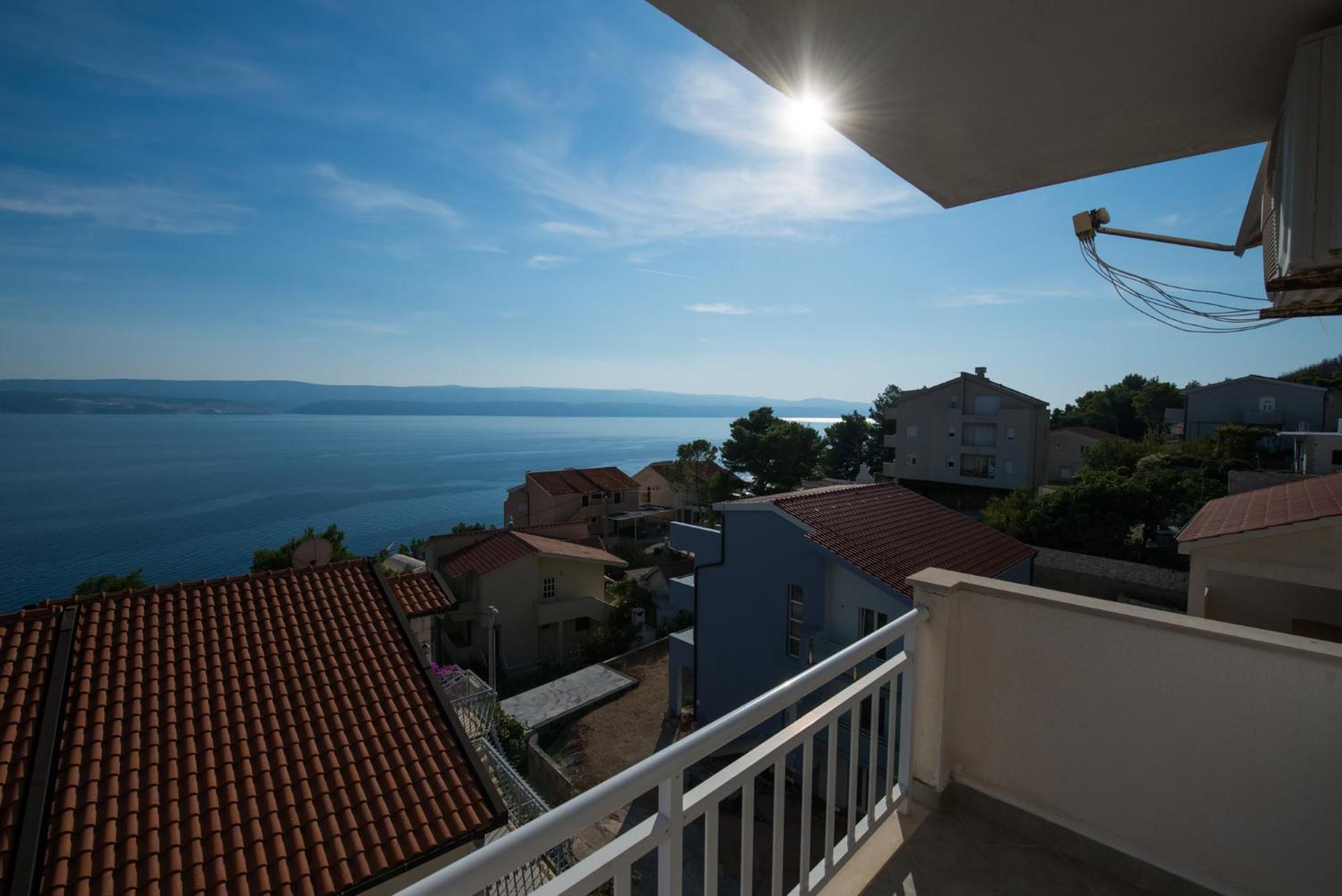 Bed And Breakfast Pero 3 Min Walk To The Beach Lokva Rogoznica Exteriör bild
